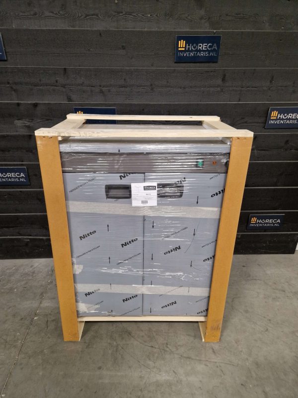 winterhalter vaatwasser | doorschuifvaatwasser | aan en afvoertafel | 400v | gs502